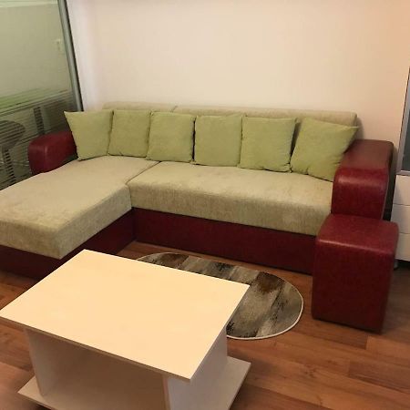 Idefix Apartment Клуж-Напока Екстериор снимка