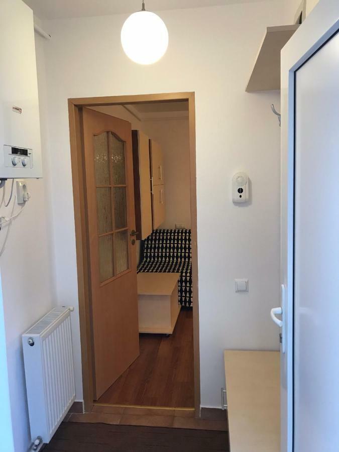 Idefix Apartment Клуж-Напока Екстериор снимка